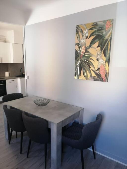 Beau T2 Equipe Sur Le Port, Centre Apartment La Ciotat